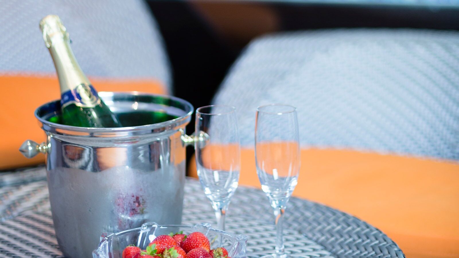 Luxury Family Hotel Royal Palace Prague Room photo Champagne in a cooler
